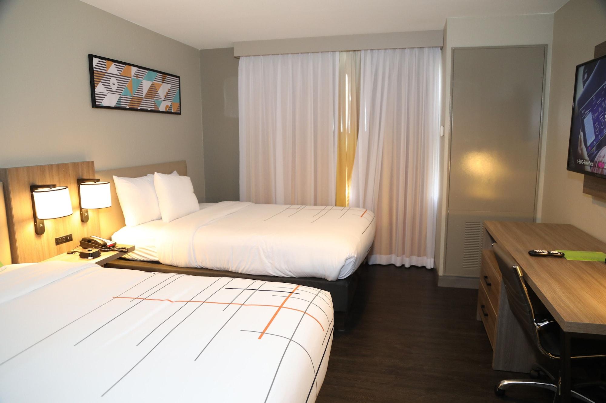 La Quinta By Wyndham Montgomery Extérieur photo