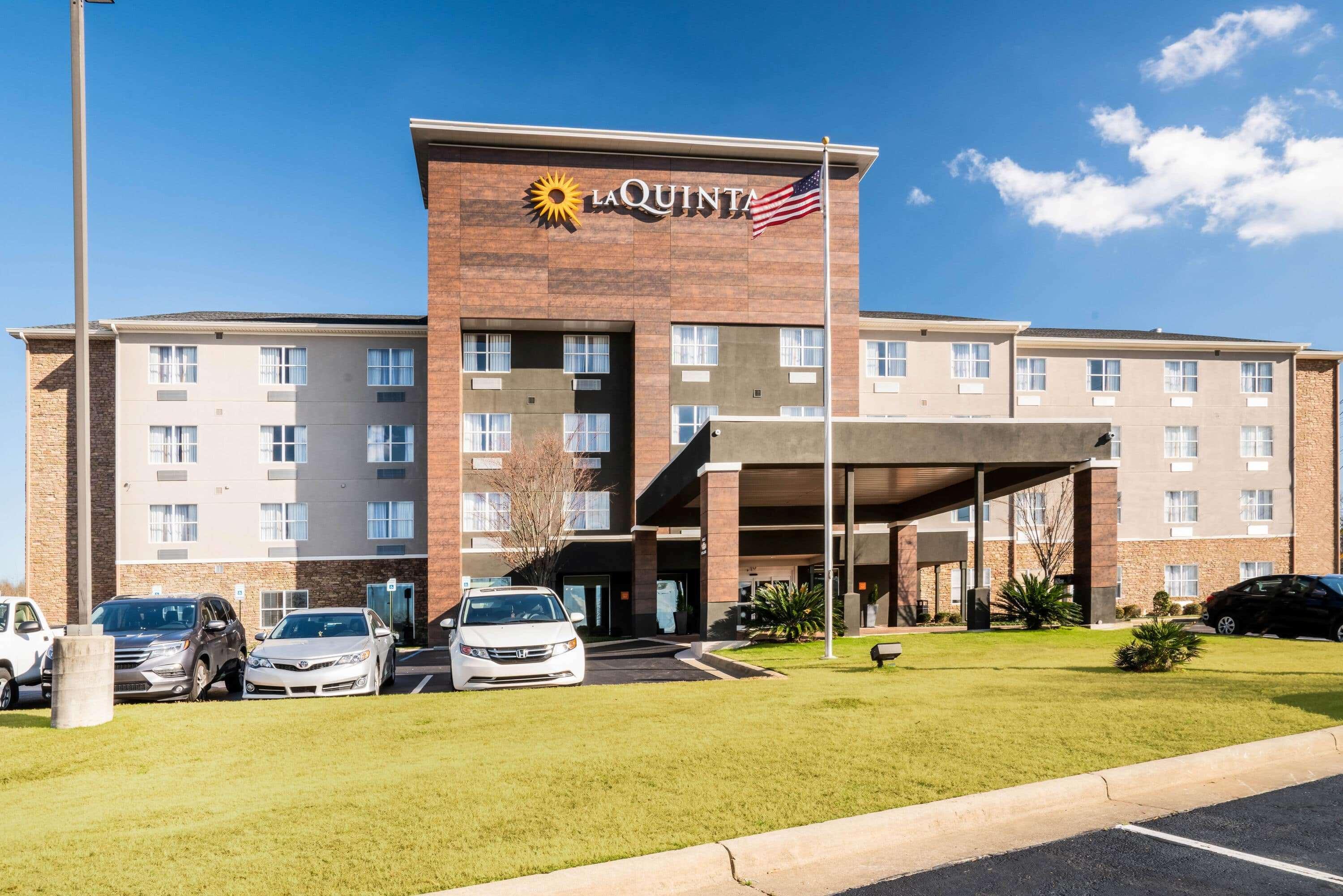 La Quinta By Wyndham Montgomery Extérieur photo