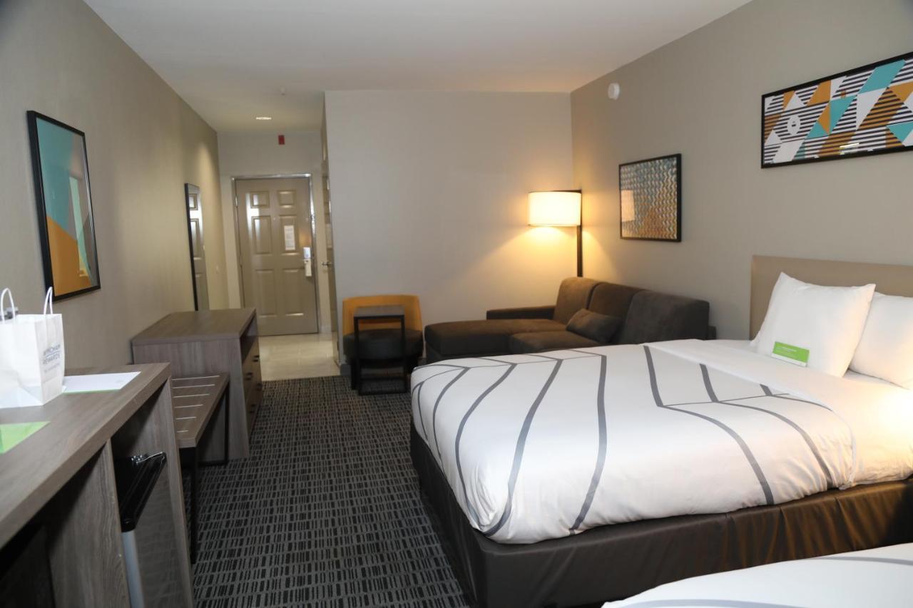 La Quinta By Wyndham Montgomery Extérieur photo